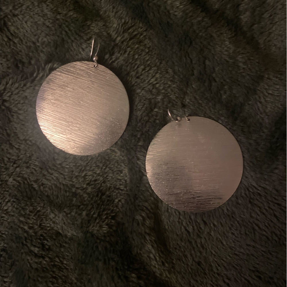 Silver Metal Circle Dangle Earrings